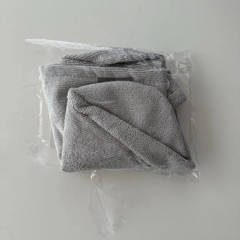 NIB Katelle Spa Hair Towel Wrap Gray Microfiber Button Closure 23” x 9”‎
